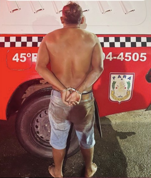 Homem é preso por violência doméstica e suspeita de estupro de vulnerável no bairro Cidade de Deus.