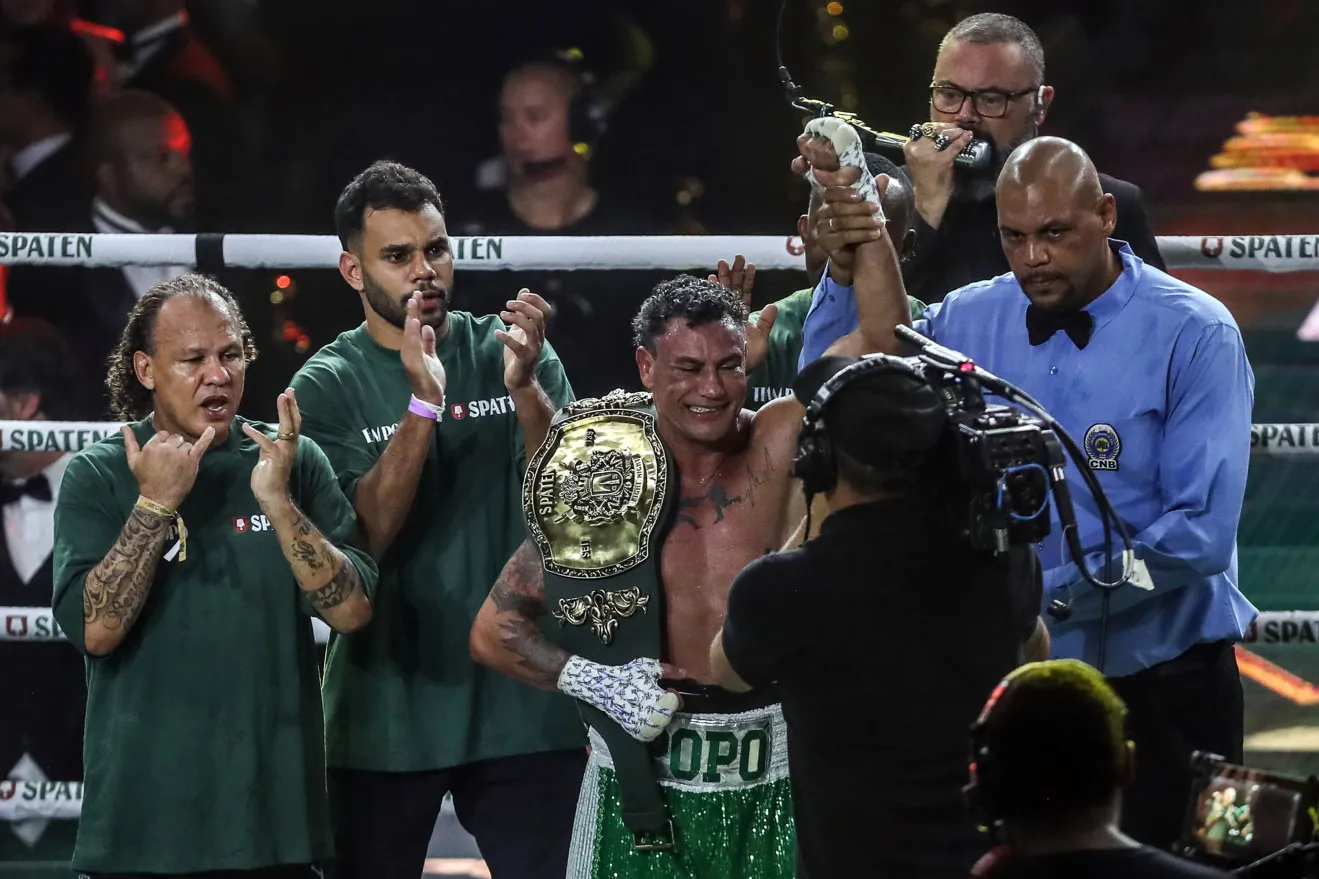 Popó Freitas vence Wanderlei Silva em luta marcada por confusão”